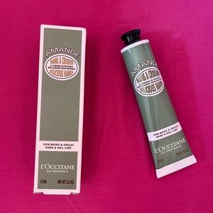 L’occitane 75mL Almond hand cream 🤍